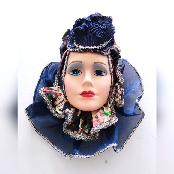 Other - Vintage Mardi Gras Wall Decor Mask. Pre-owned.